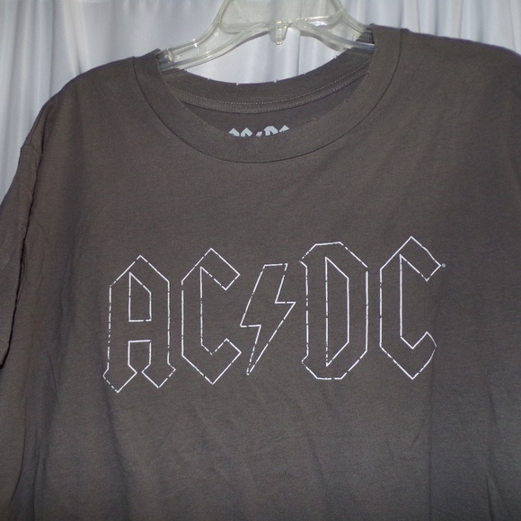 2 For $10 AC DC Women's Size X 14W Gray Shirt - Picture 3 of 4